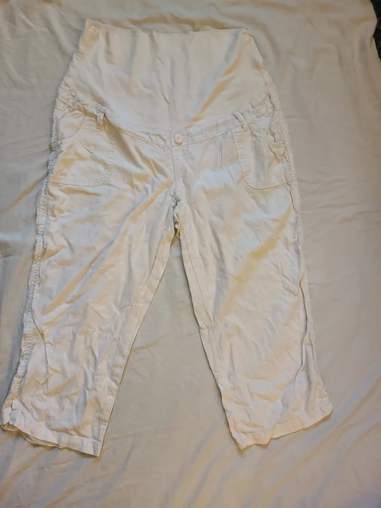Thyme Maternity White Linen Capri Pants - size L image indicator(2)