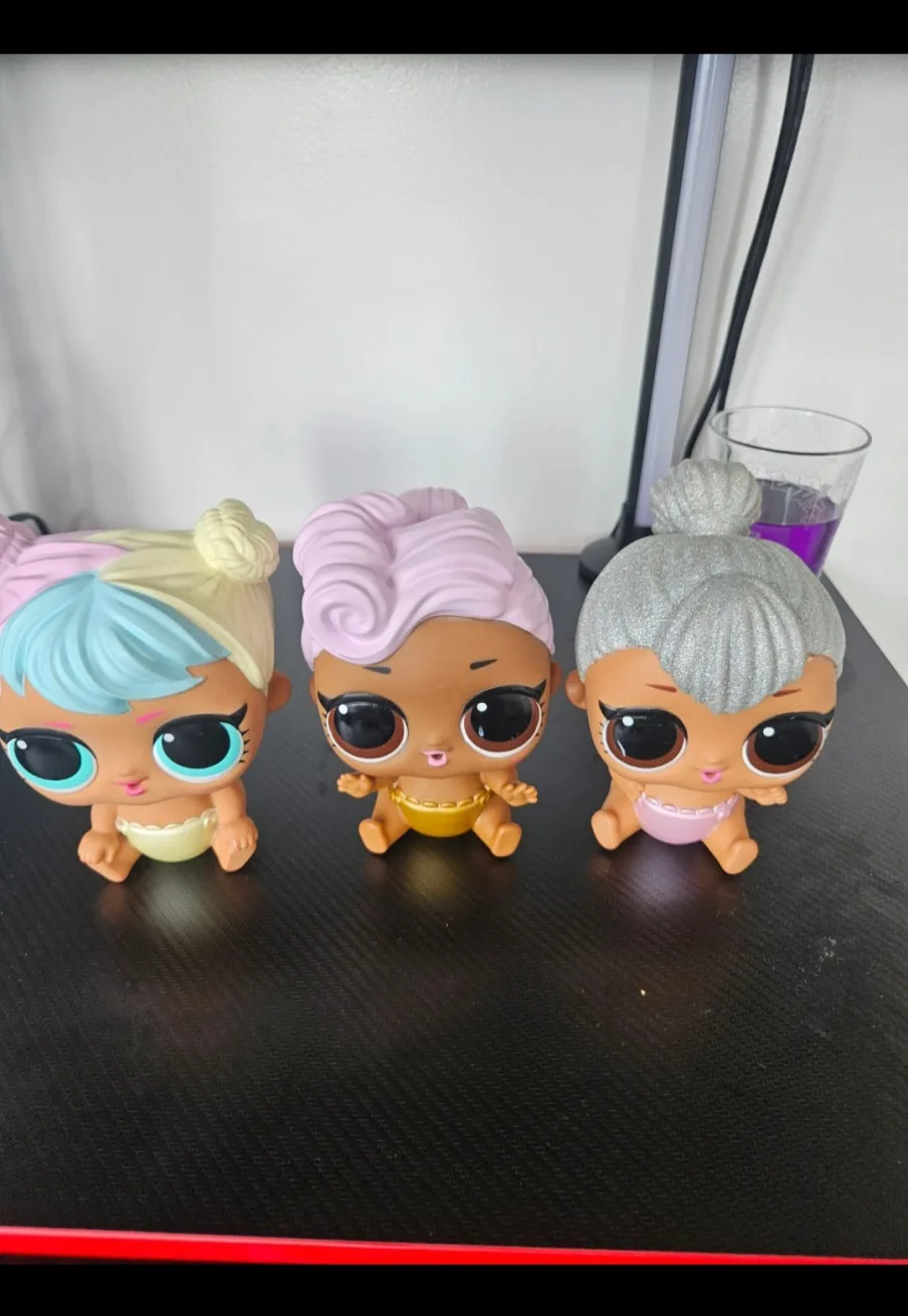 LOL Surprise Dolls and Accessories Bundle image indicator(4)