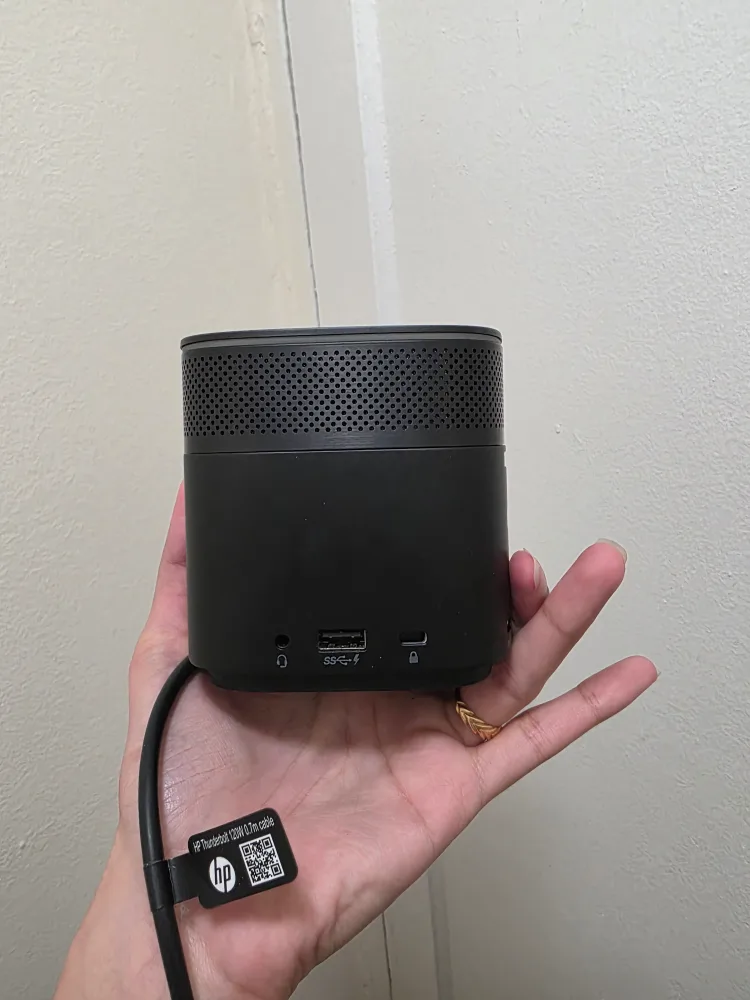 HP Thunderbolt Dock G4 - Great Condition! image indicator(4)