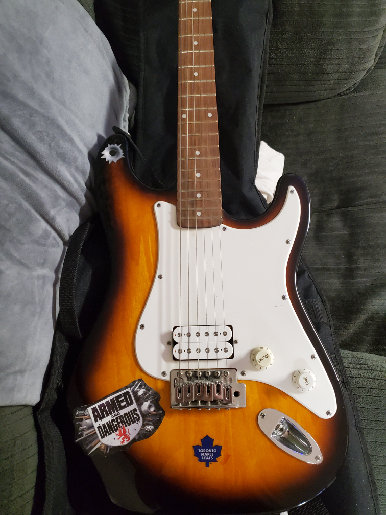 Fender Electric Guitar with Case - photo 2