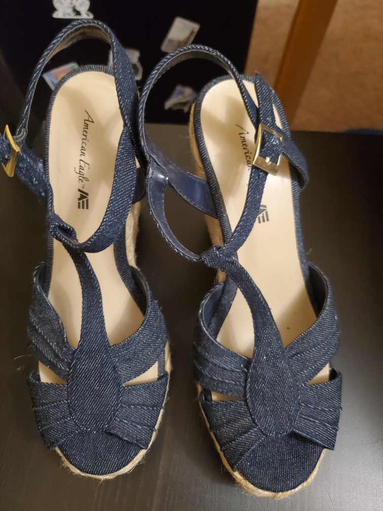 American Eagle Denim Wedge Sandals - Size  6 1/2
