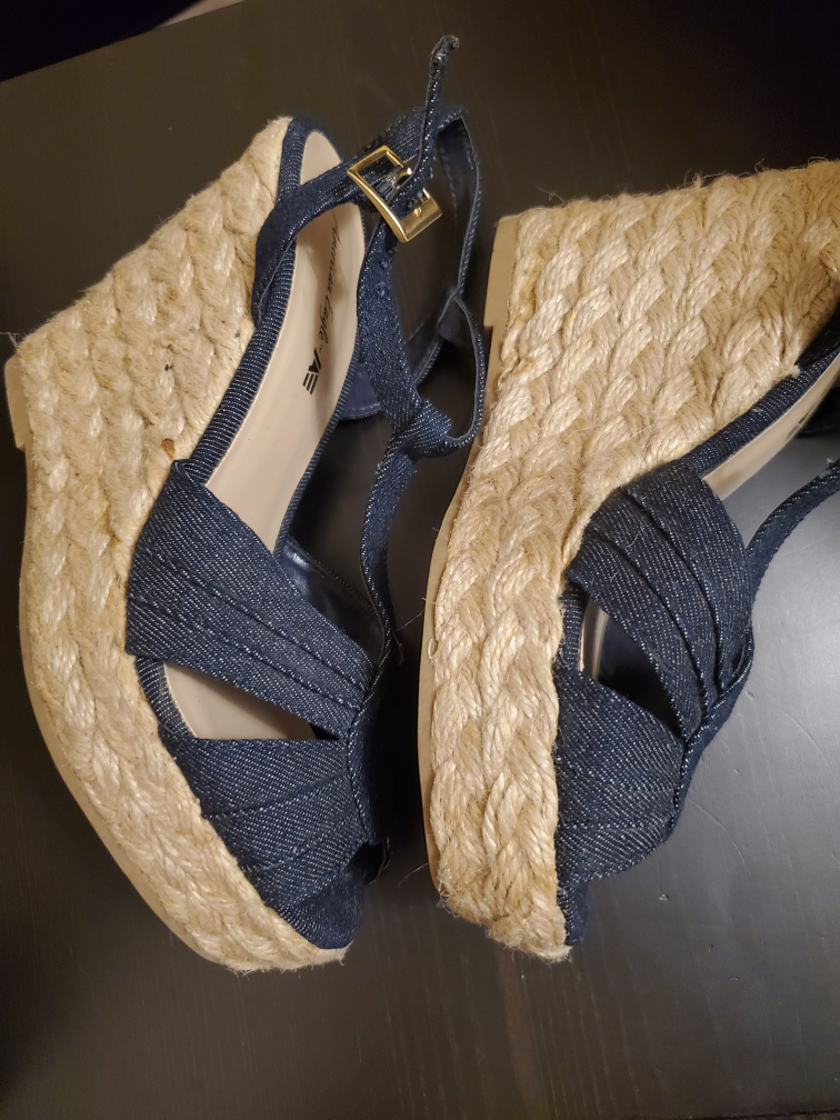 American Eagle Denim Wedge Sandals - Size  6 1/2 - photo 2