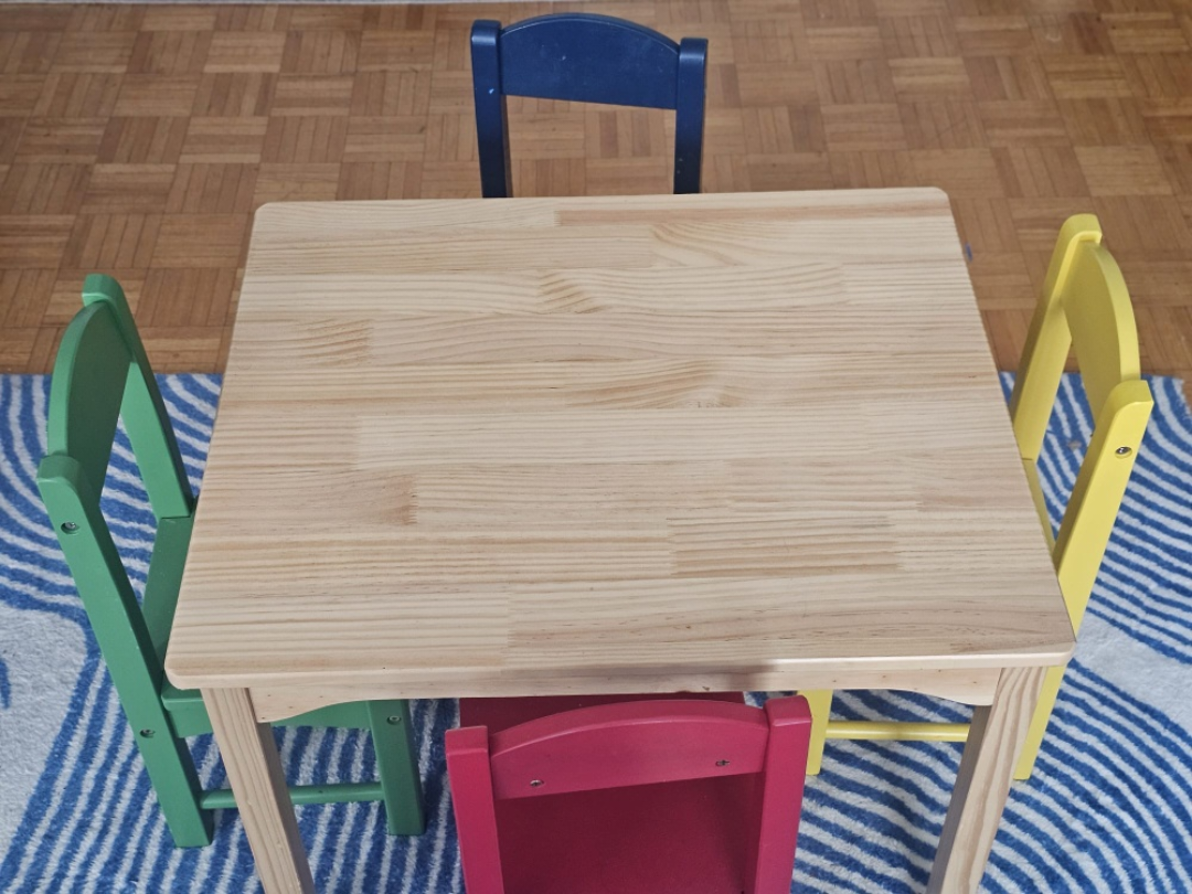 IKEA Children's Table & 4 Chairs - photo 3