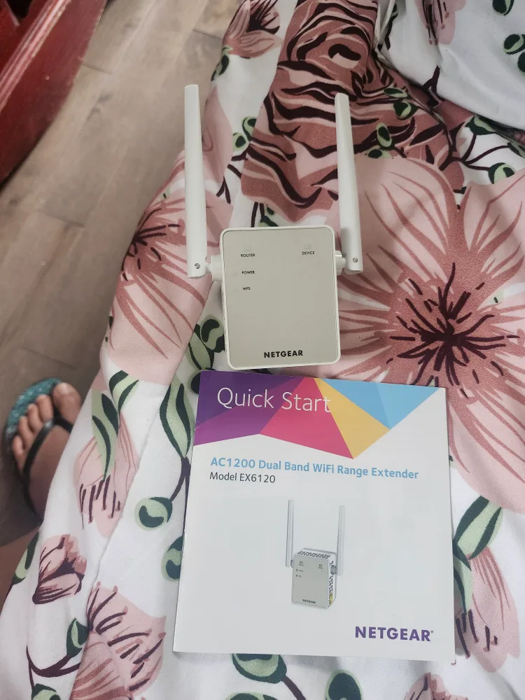 Netgear AC1200 Dual Band WiFi Range Extender EX6120 image indicator(5)