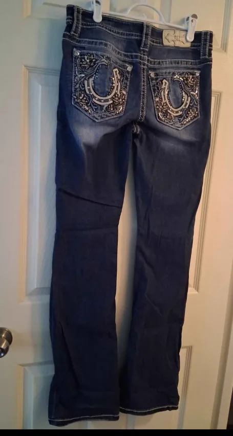 "miss me" jeans image indicator(2)