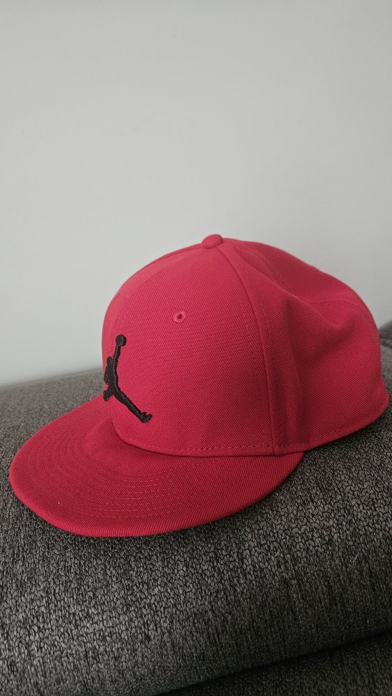 Jordan Red Baseball Cap - photo 3