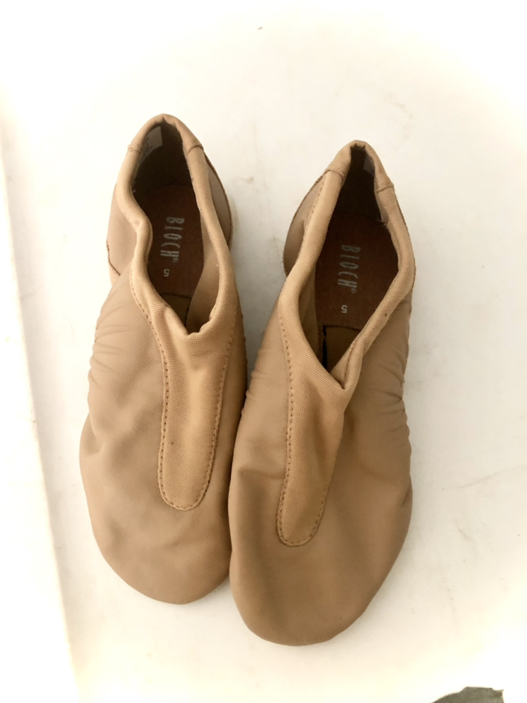 NEW ✨ Bloch Tan Jazz Shoes