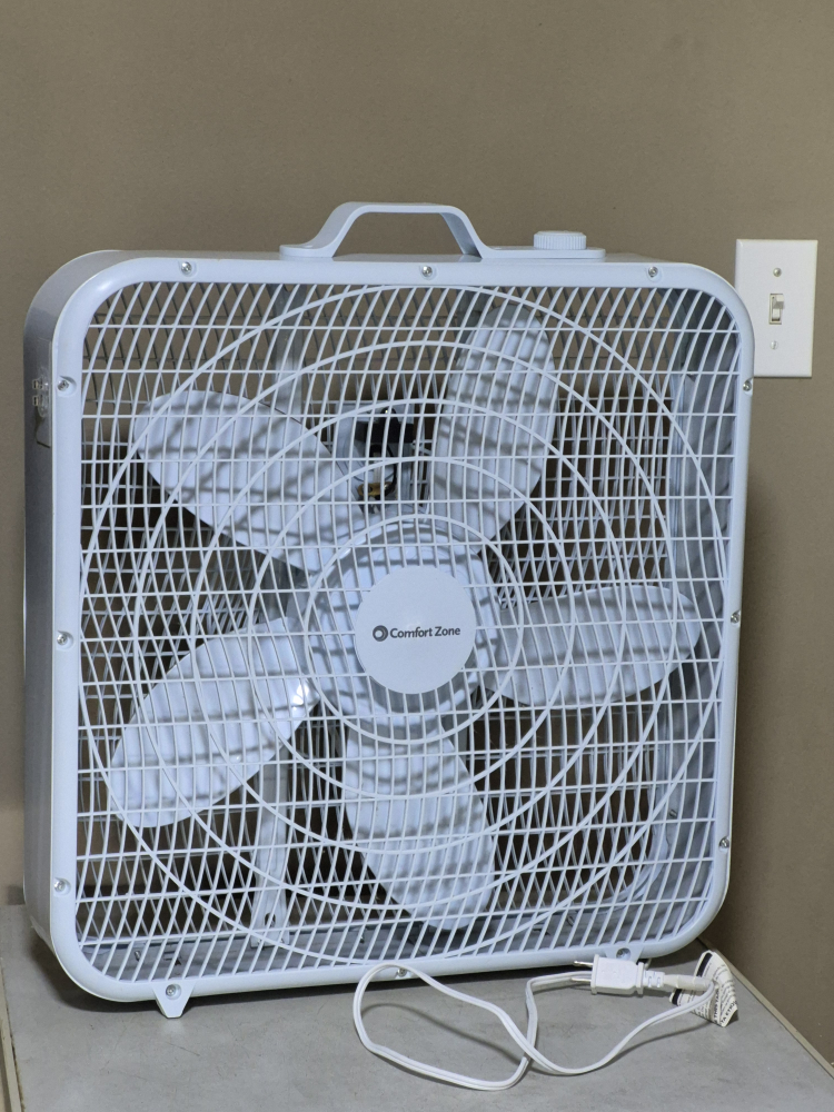 Comfort Zone Box Fan - White