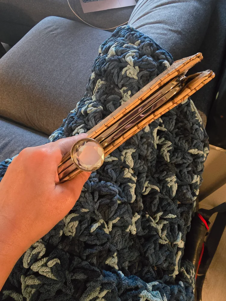 snakeskin pattern nude Clutch Handbag image indicator(2)