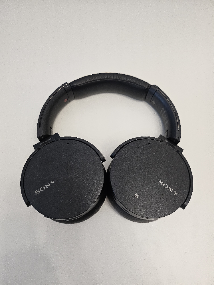 SONY MDR-XB950N1 Extra BASS Wireless Noise-Canceling Headphones