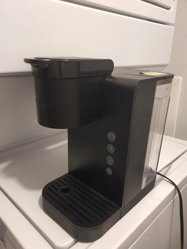 Keurig K-Express Essentials Single Serve Coffee Maker image indicator(2)