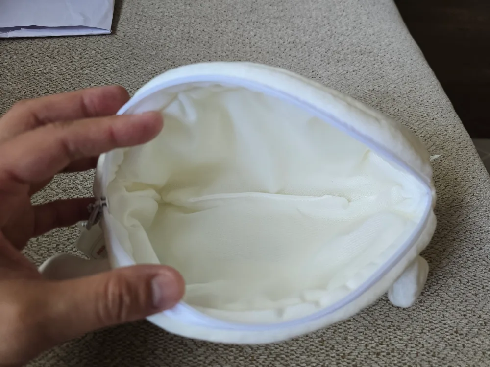 [BRAND NEW] Crayon Shin-Chan Shiro Pencil Case image indicator(3)