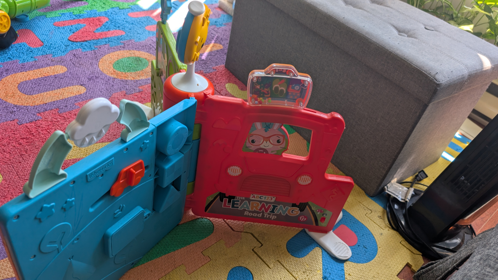Fisher- Price Sit-to-Stand Giant Activity Book - photo 3