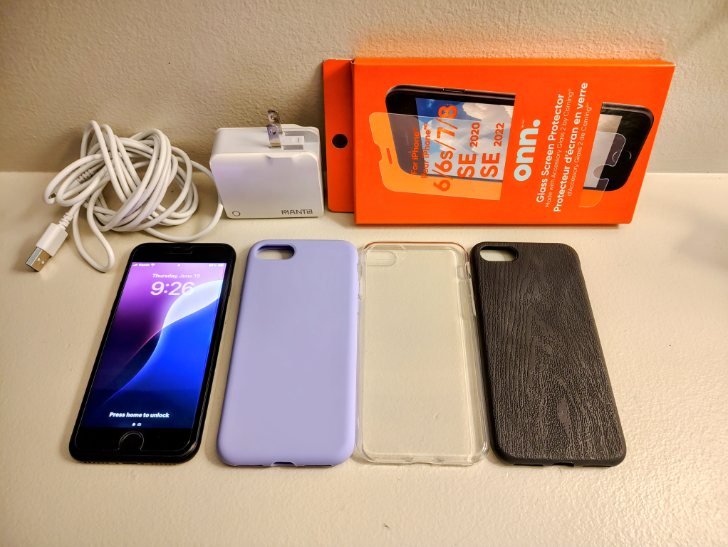 iPhone SE 2nd Gen/ 64GB/ Unlocked/ with Accessories