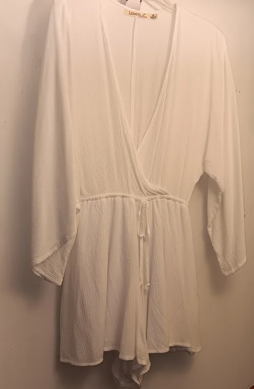 Liberty Love White Romper - Size M image indicator(5)
