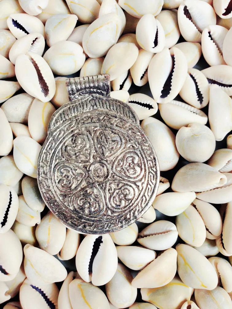 African Adinkra White  Brass Pendant Jewelry (Akoma) image indicator(2)