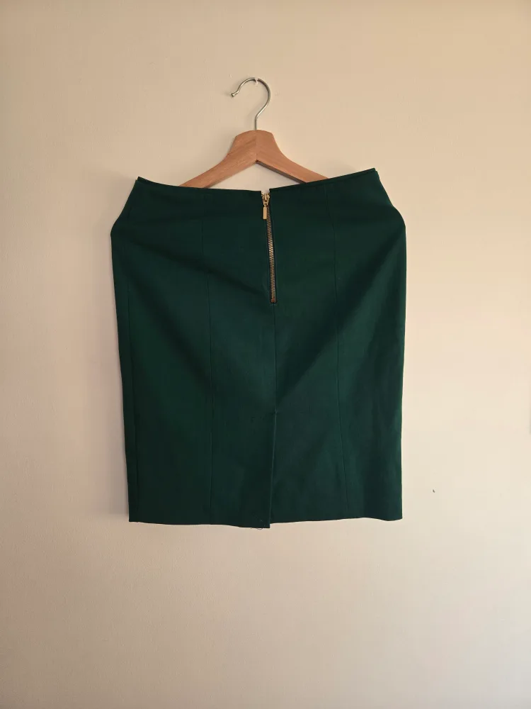 Pencil Skirt - Green image indicator(2)