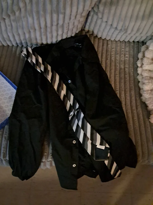 Givingz Black Shirt and Tie Set image indicator(2)