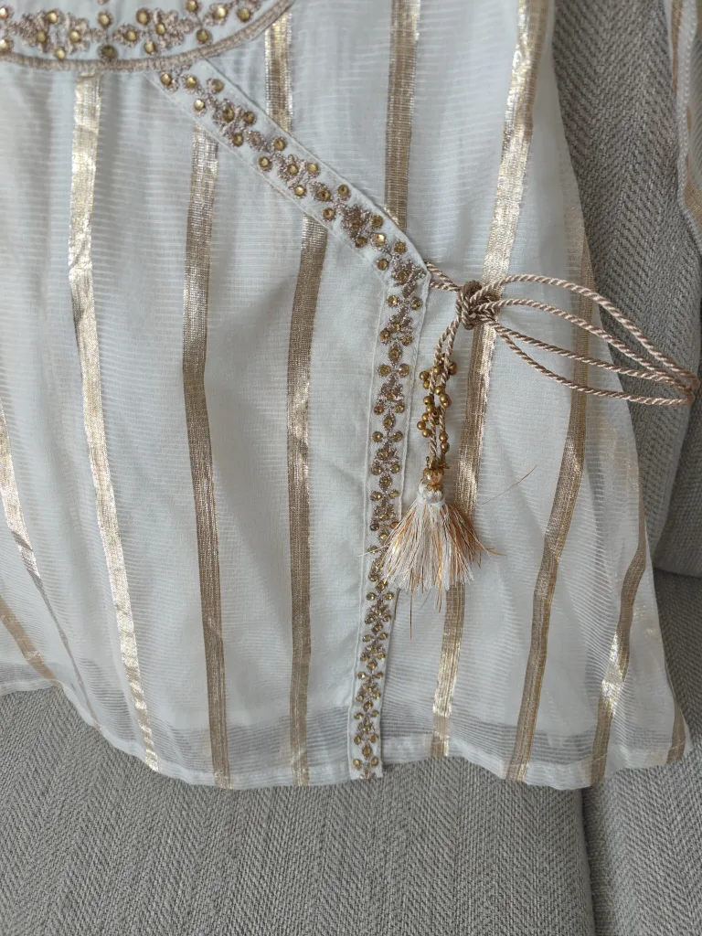 Senorita Outfit image indicator(4)