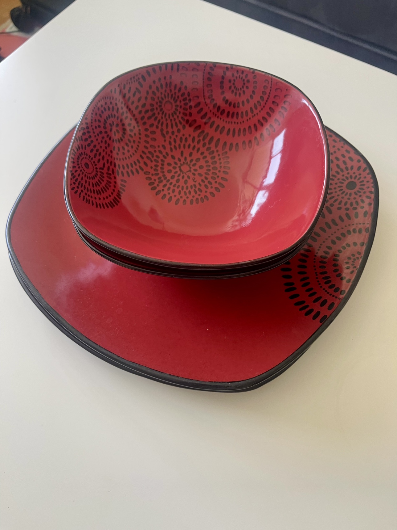 Set of Plates and Bowls