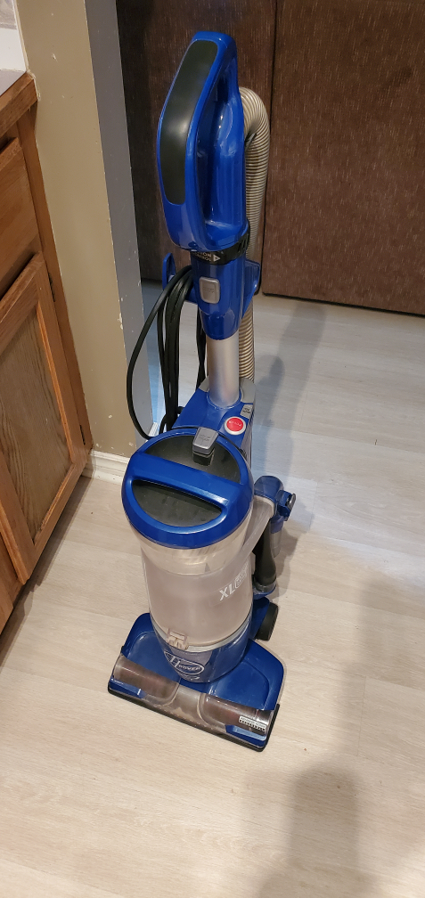 Hoover Vacuum (powerful!)