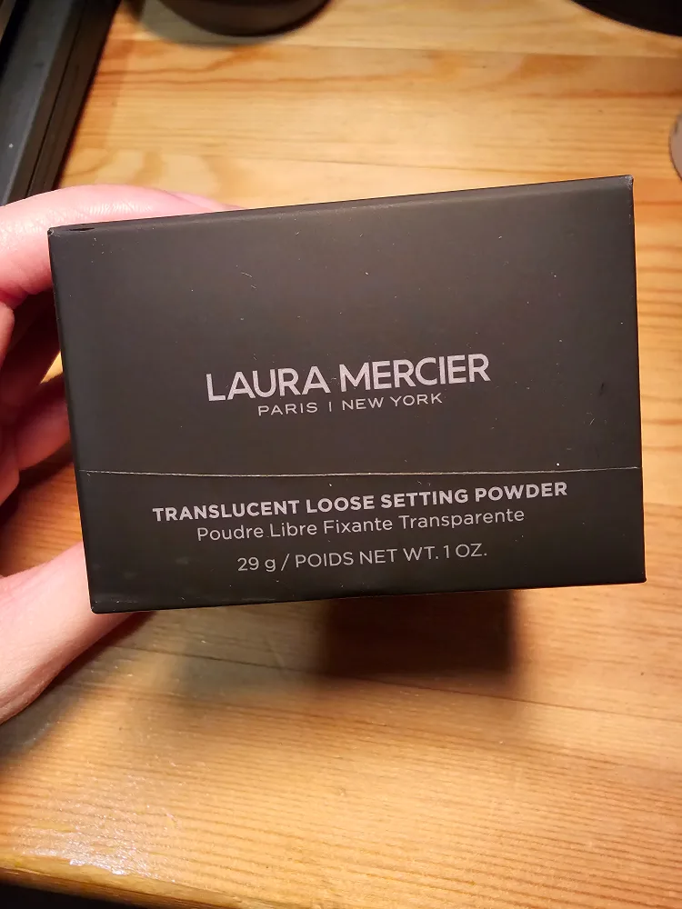 Laura Mercier Translucent Loose Setting Powder - Large size thumbnail