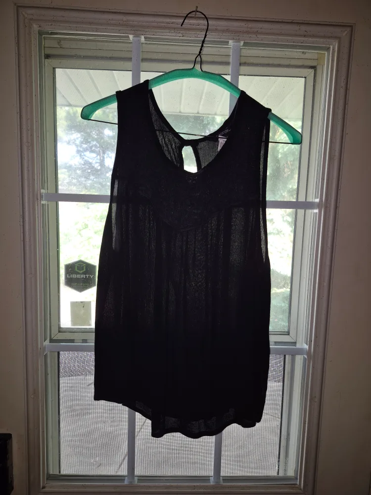 Black Sleeveless Top thumbnail