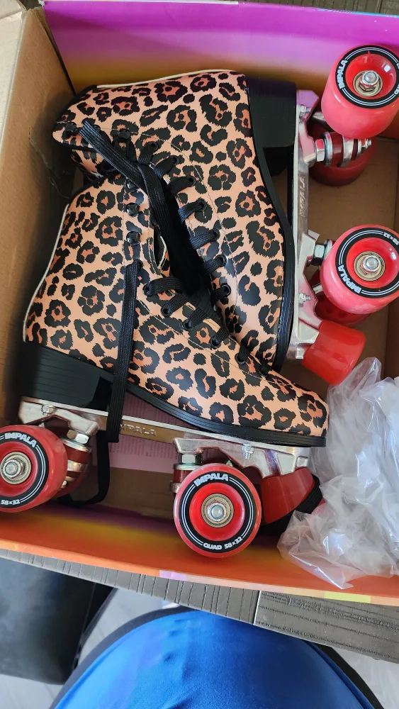 Impala Rollerskates - Leopard - Women's Size 6 image indicator(2)