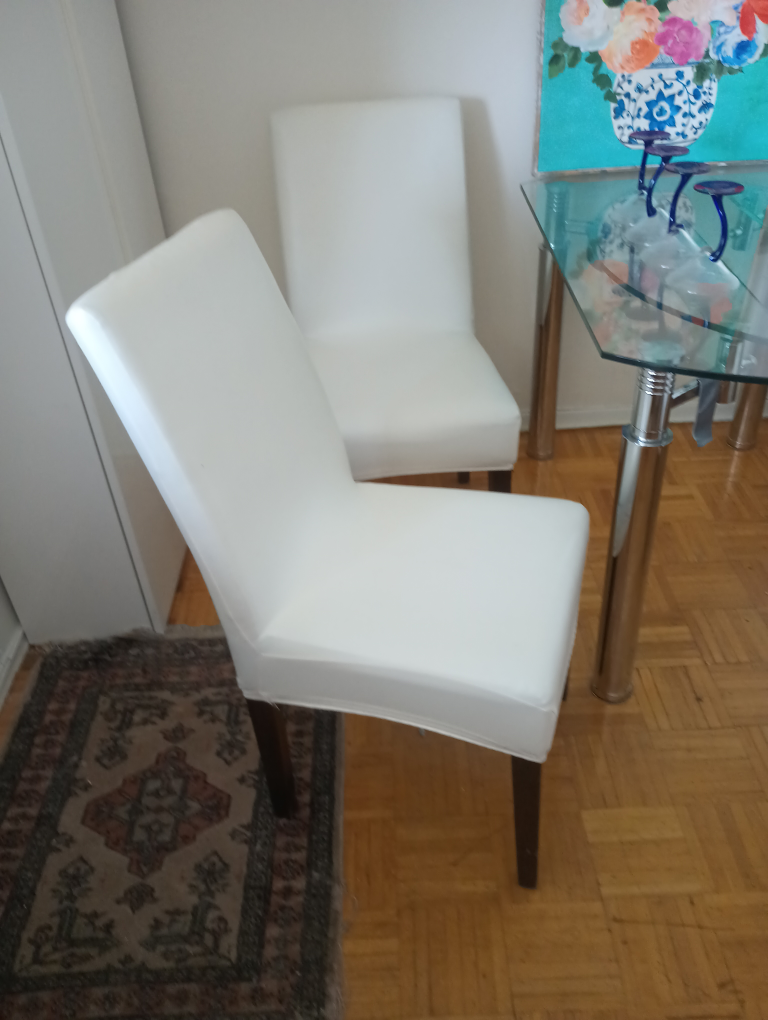 FREE! Set of 4 off-white Parson's dining chairs #freecycle - photo 2