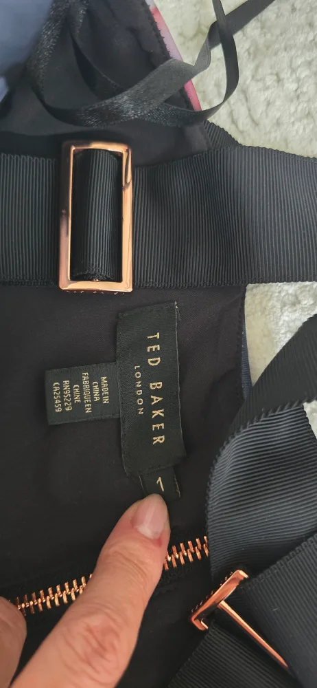 gorgeous like new Ted Baker size1 image indicator(2)