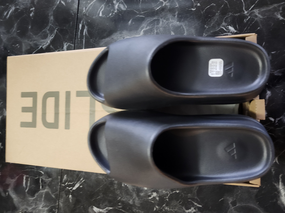 Adidas Yeezy Slide - Size 9 - photo 5