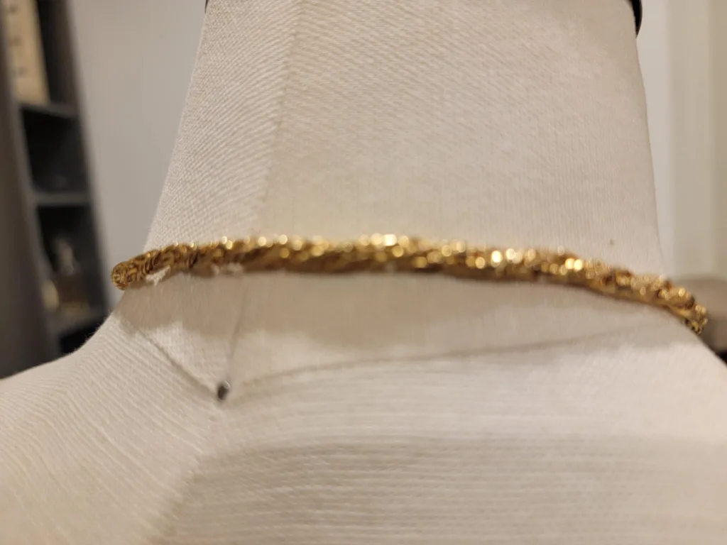 Vintage  Gold Tone Fashion Necklace image indicator(3)