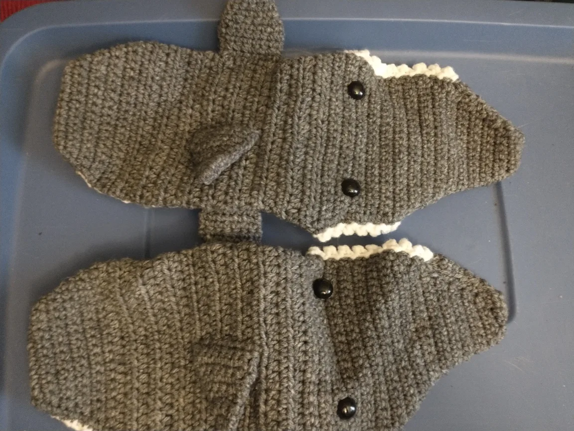 NEW!  CROCHETED GREAT WHITE SHARK SLIPPERS thumbnail