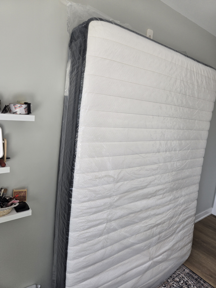 Queen Size Mattress - photo 2