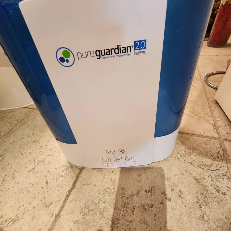 PureGuardian 2.0 Gallon Ultrasonic Humidifier #freecycle thumbnail