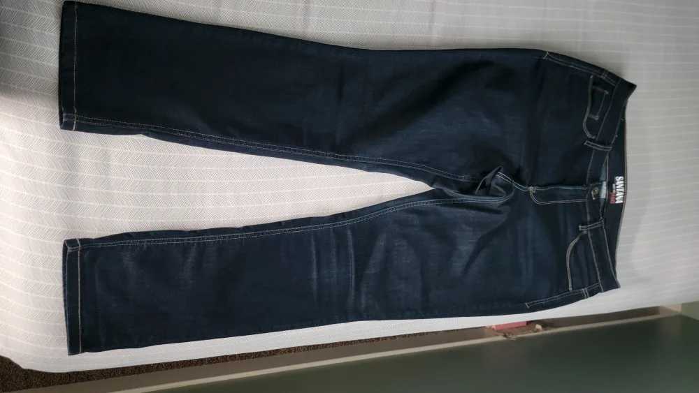 Santana Jeans Dark Wash thumbnail