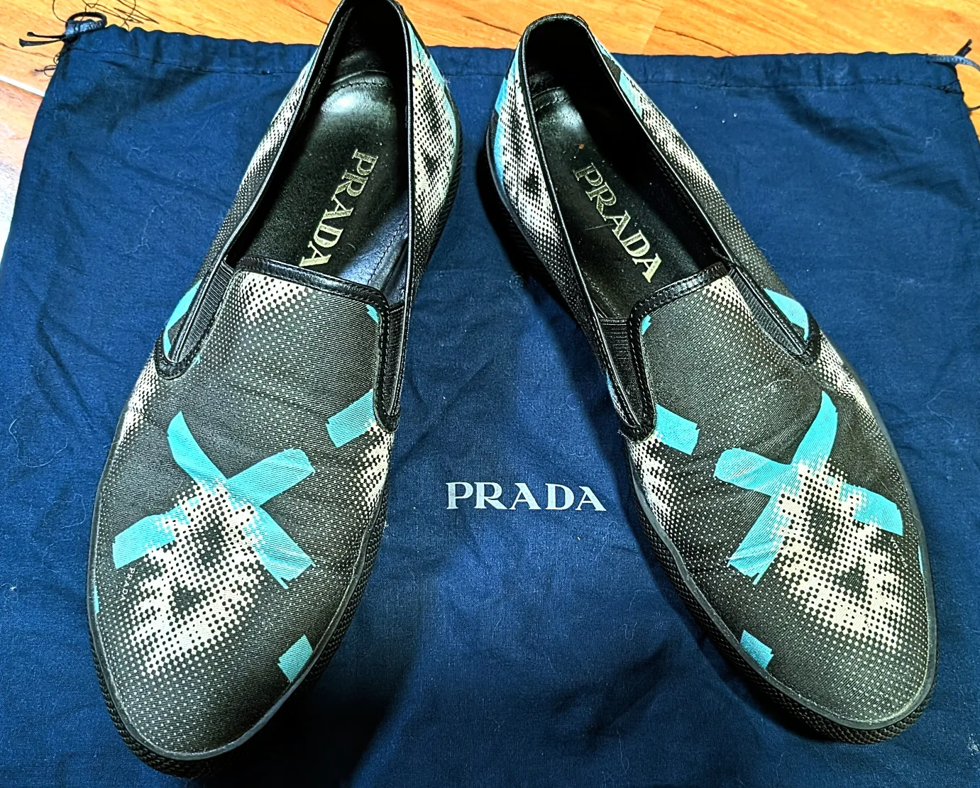 Prada Slip-On Shoes - Black & Blue 💚 image indicator(4)