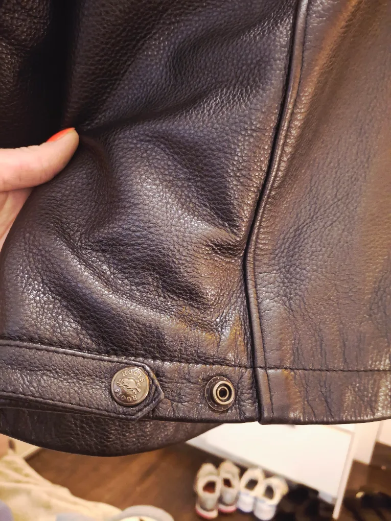 Roots Black Leather Jacket - Size L/G image indicator(6)