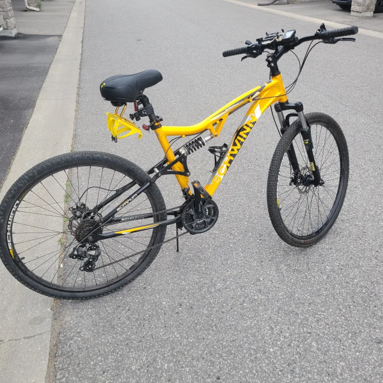 Schwinn Yellow/Black Mountain Bike thumbnail