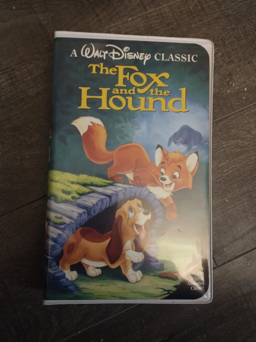 DISNEY'S 1994 THE FOX AND THE HOUND VHS, BLACK DIAMOND EDITION thumbnail