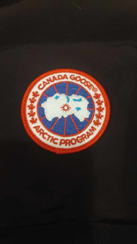 Canada Goose Black Down Vest - photo 2