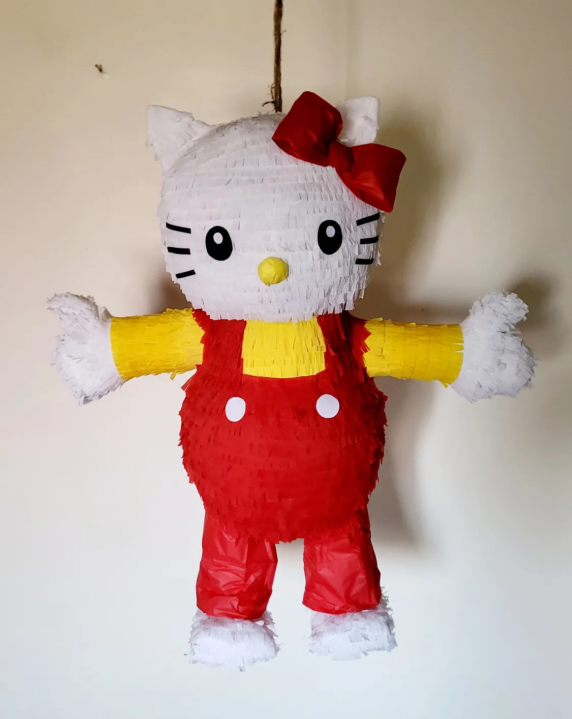 Hello Kitty Piñata (red) thumbnail