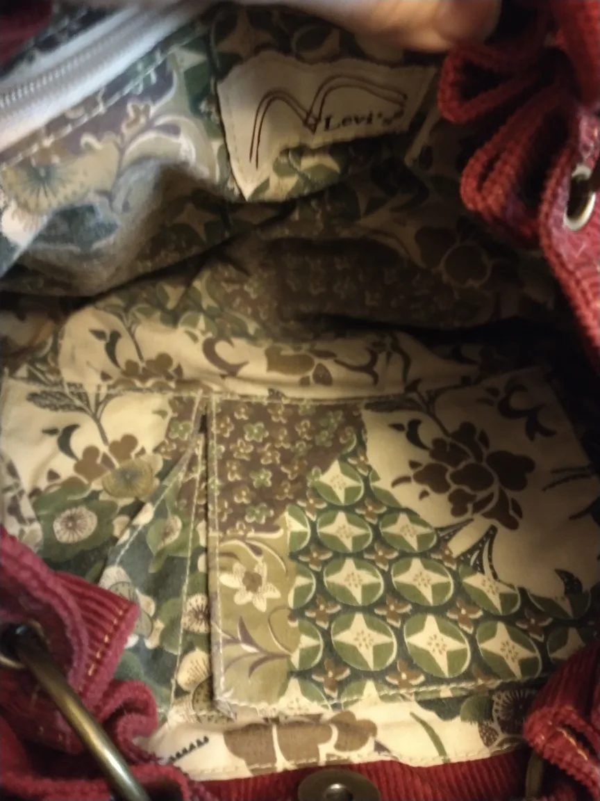 LEVI'S VINTAGE 2000'S CHERRY RED CORDUROY PURSE image indicator(5)