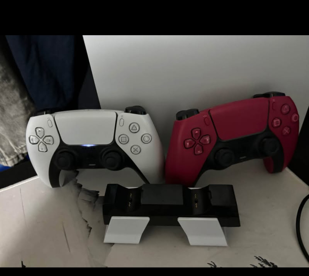 ps5 pro - photo 3