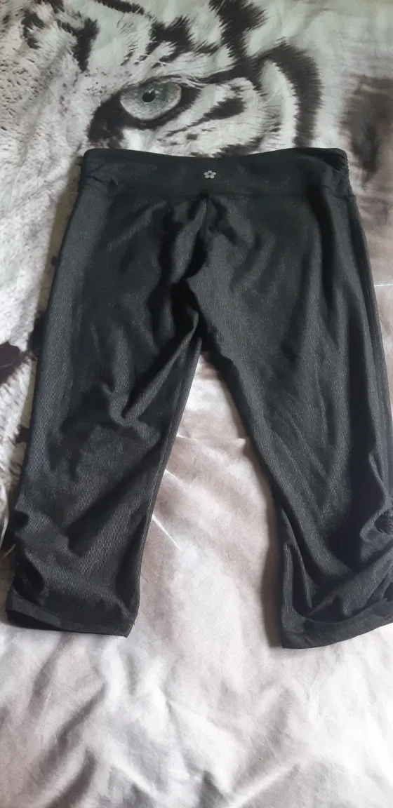 Tuff Athletics XL Capri Leggings - Black image indicator(4)