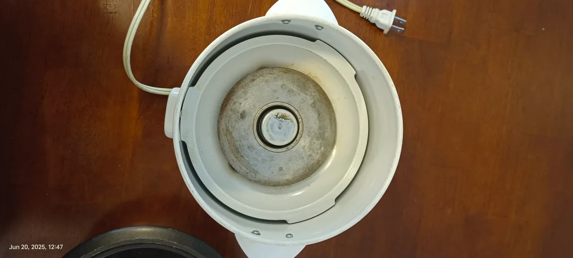 Rival Rice Cooker (6 cup) image indicator(4)