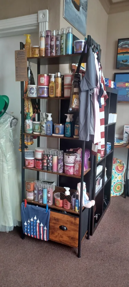 Enoch Gift Shop in Woodlawn Yonkers image indicator(10)