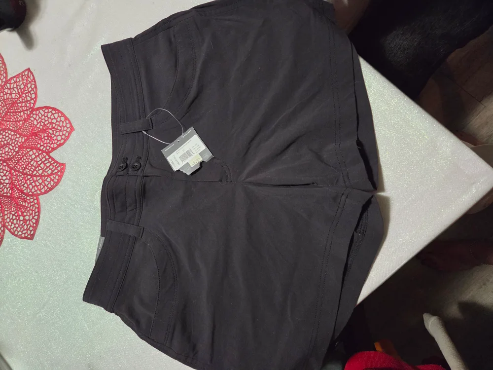 🥕Eddie Bauer Black Shorts💚 thumbnail