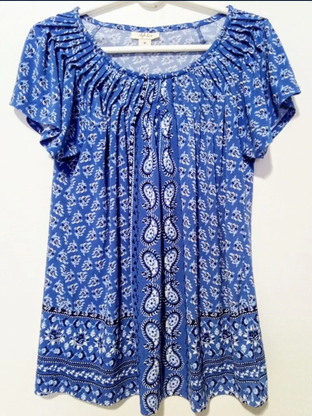 Women's Clothing Bundle - Size Medium image indicator(3)