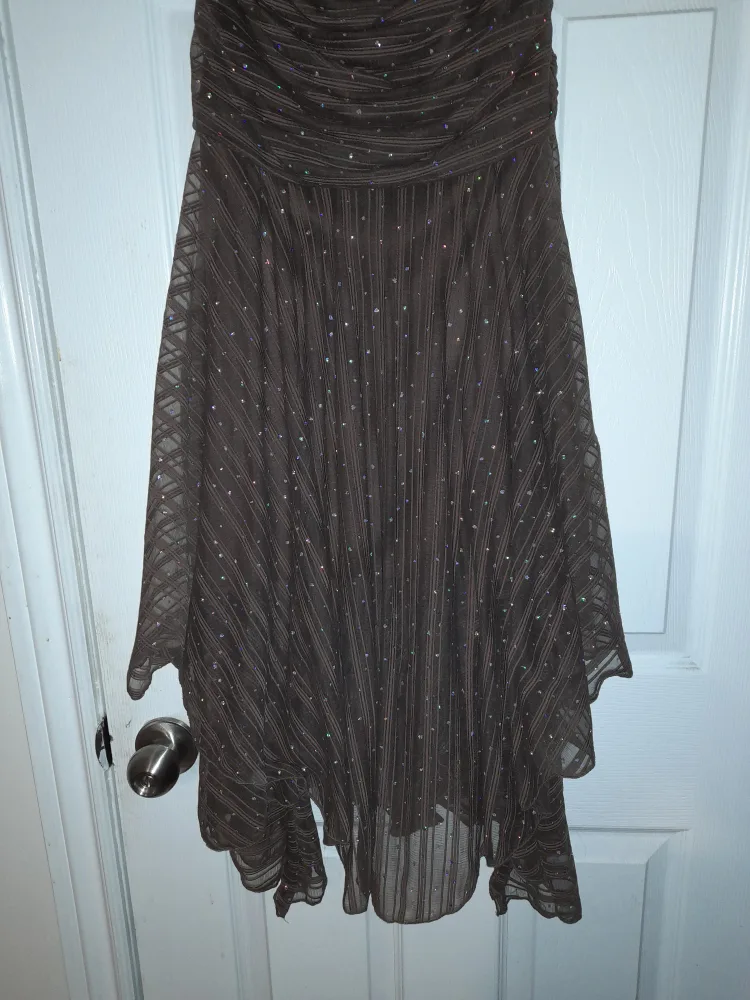 Brown Halter Party Dress image indicator(3)